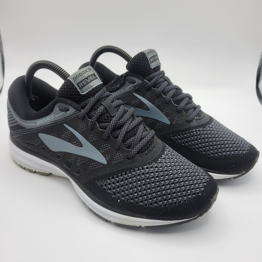 Brooks Revel Womens Running Shoes Black Grey Athletic Sneakers Size 8.5